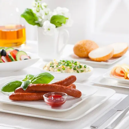 - Marii Ludwiki 7 * Koszalin