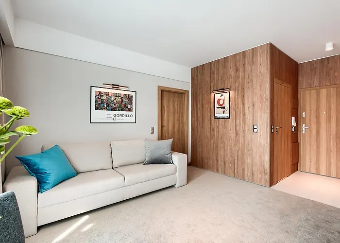 Apartament - Marii Ludwiki 7 *